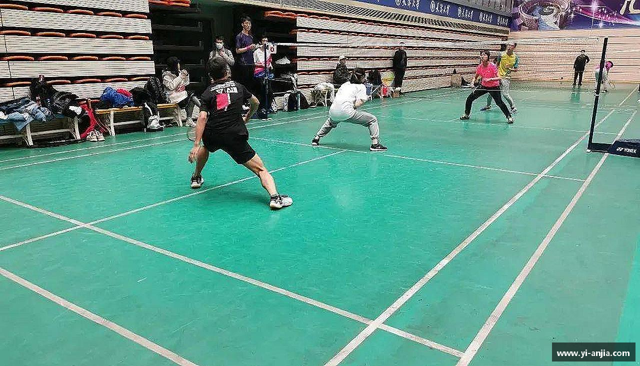 团结拼搏，驰骋竞技！